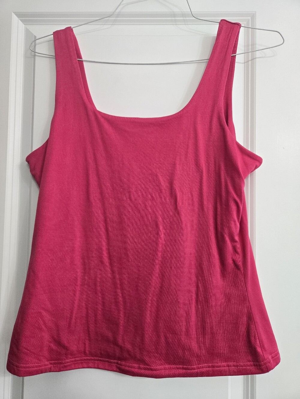 Classic Scoop Neck Tank Top - Pink